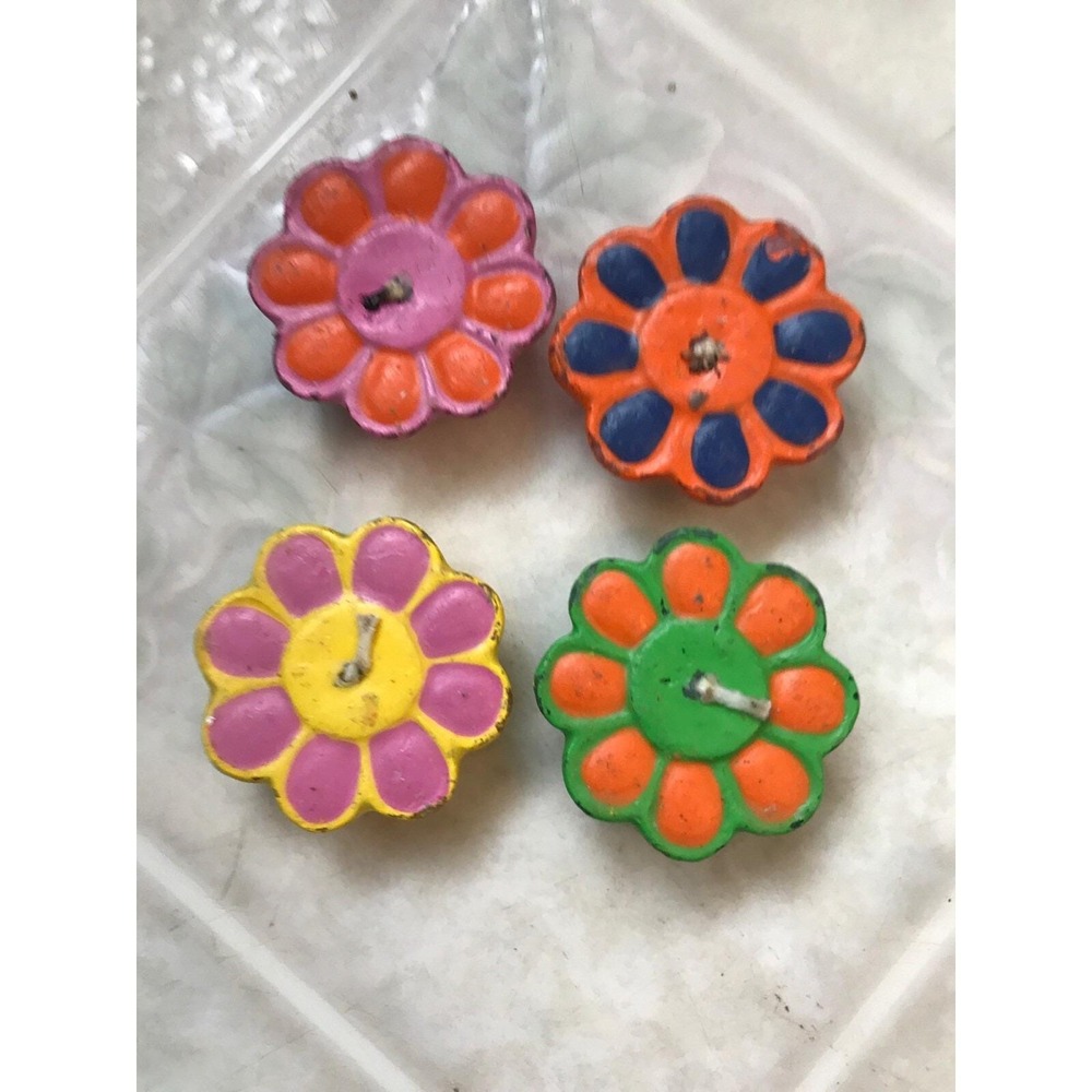 Vtg Four Daisy Hippie Flower Round Wax Birthday Candles Cake Topper Orange